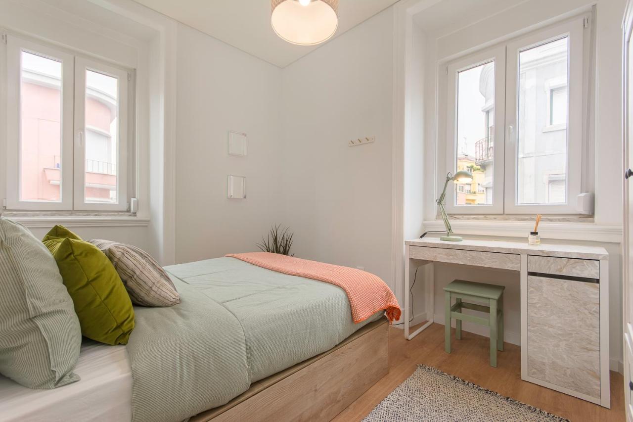 Charming Apartment For A Great Stay In ลิสบอน ภายนอก รูปภาพ